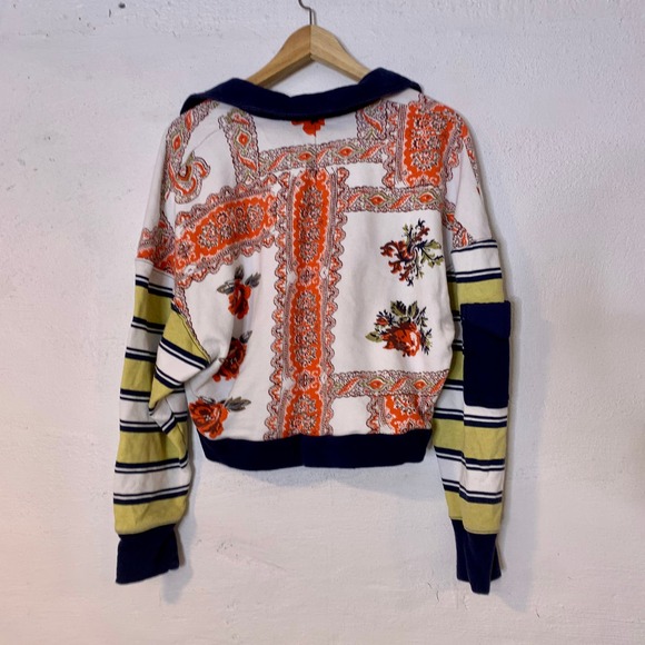 Free People FP Movement Cropped Floral Patterned Collared Sweatshirt - Picture 2 of 4